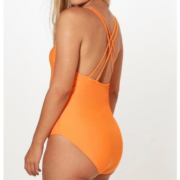 Boohoo Other - Nwot- Boohoo one piece with crossback feature Boohoo Other - Nwot- Boohoo one piece with crossback feature